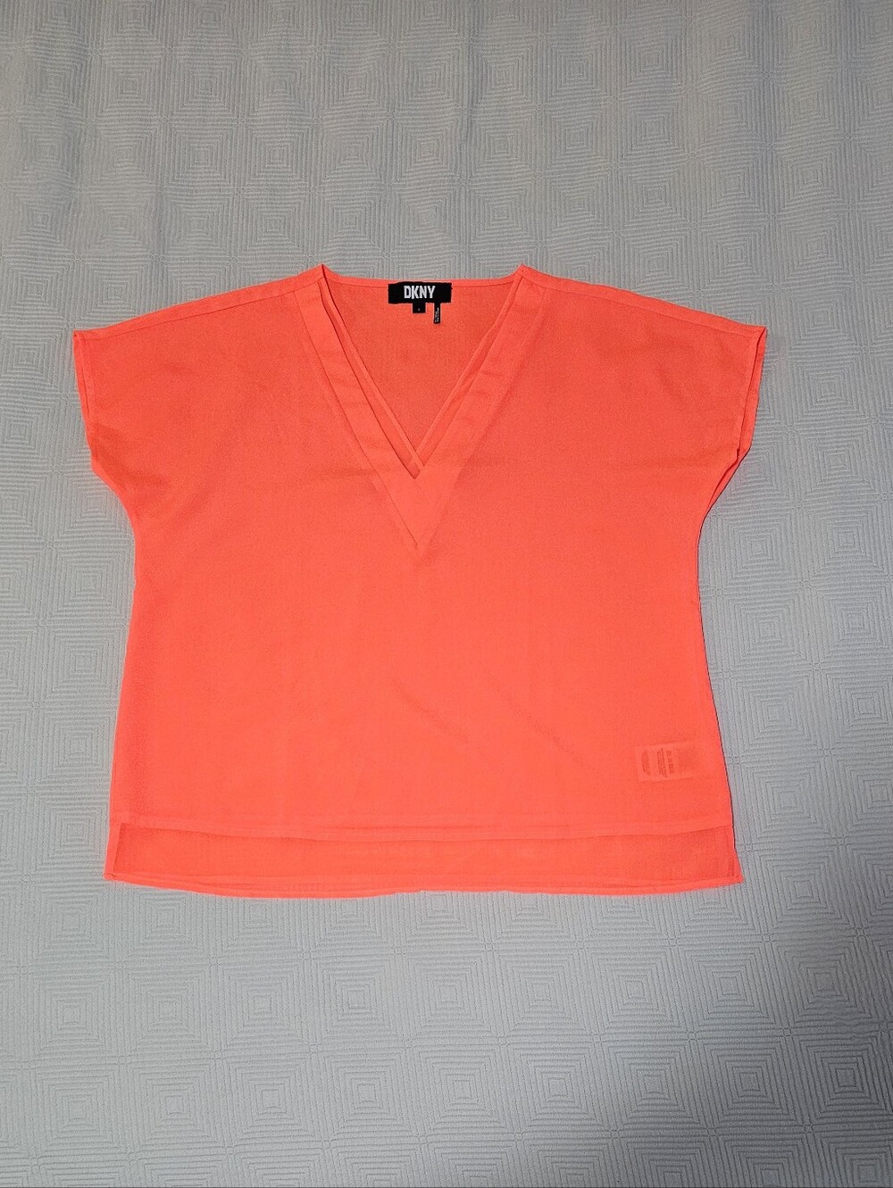 DKNY Short Sleeve V-Neck Top in Bright Coral/Orange